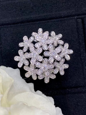 Round White 18K Gold Diamond Ring 16g Total Carat Weight Real Jewelry