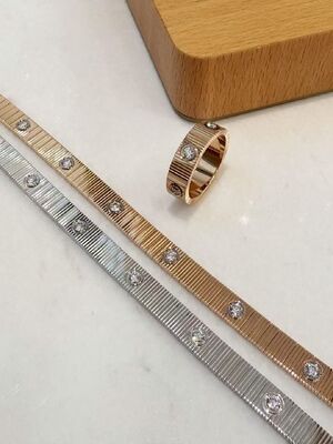 18K Gold Diamond Jewelry The Perfect Combination of Luxury and Affordability LOVE Unlimited bracelet