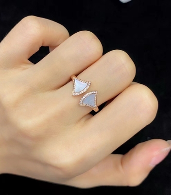 Wysokiej jakości luksusowy złoty pierścionek z diamentem 18K