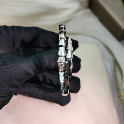 Spersonalizowana biżuteria ze złota 18k, wysokiej klasy, z białego złota, personalizowana dla długotrwałego piękna